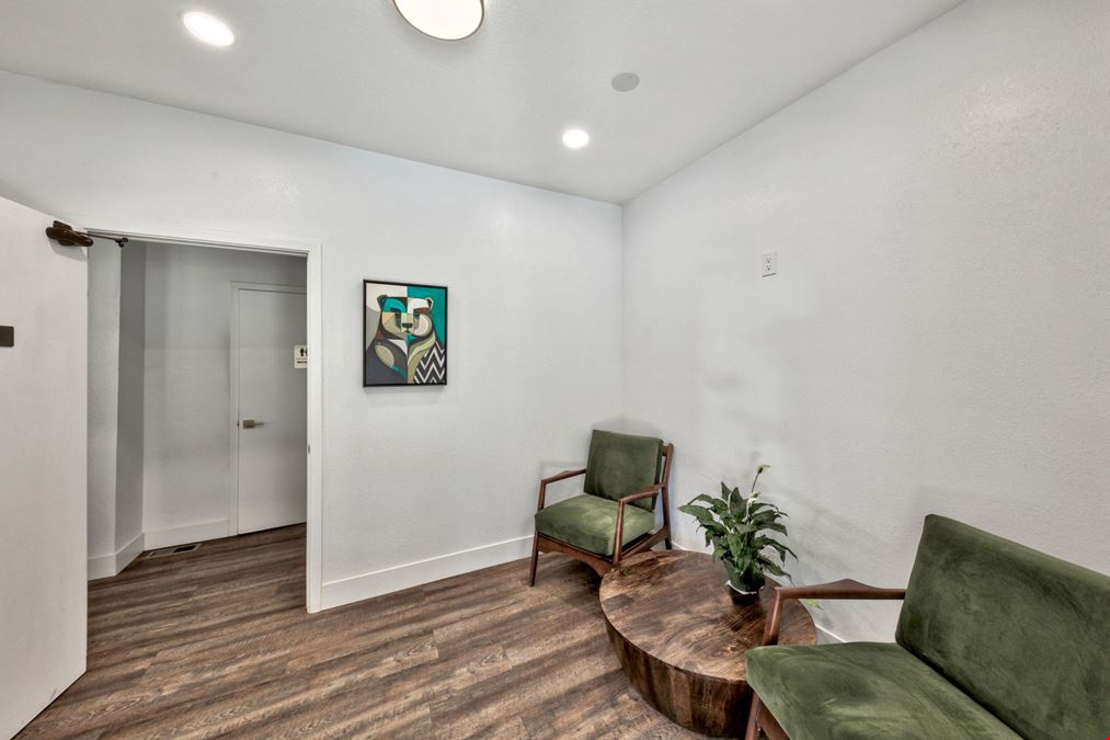 2229 Barton Ave