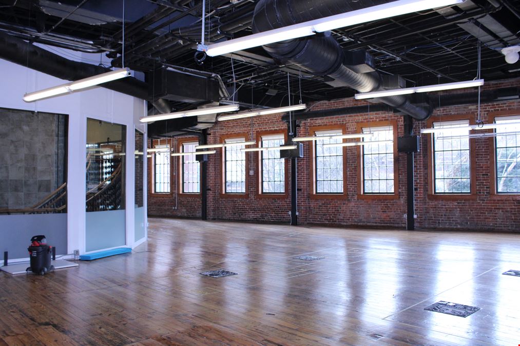 Lady Byrd Hat Building