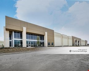 Everman Trade Center