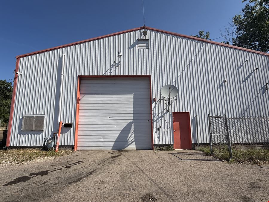 2029 W. North Ave.,