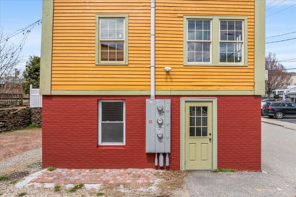 21 Furnace St