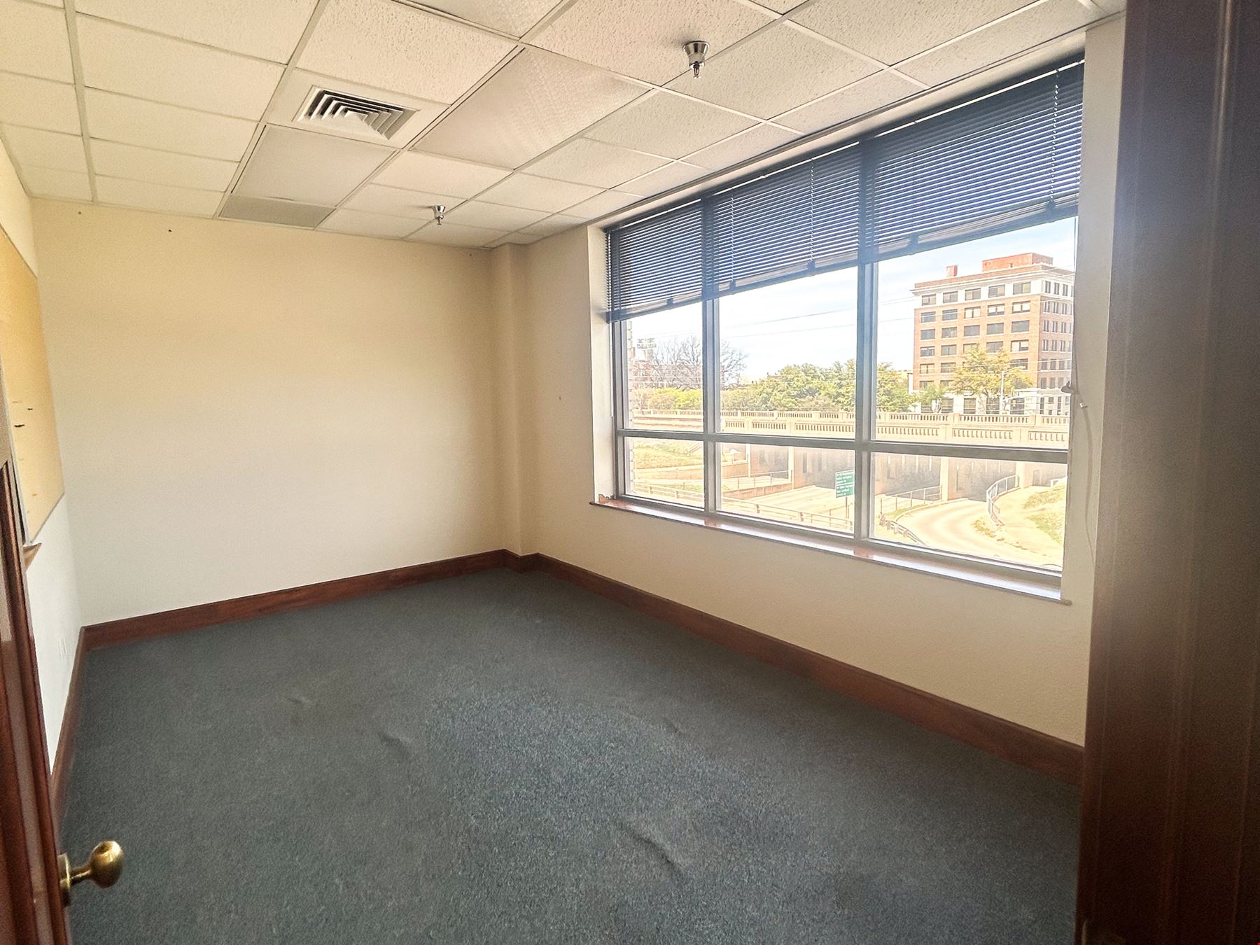 Lauren Office Building