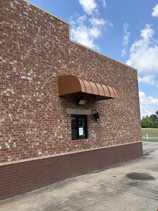 Larken Plaza - Building C