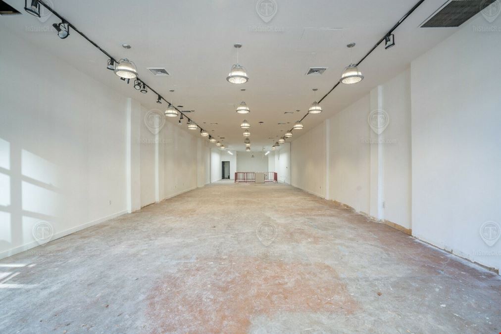 2,300 SF | 156 10th Ave | Prime West Chelsea Gallery Space for Lease