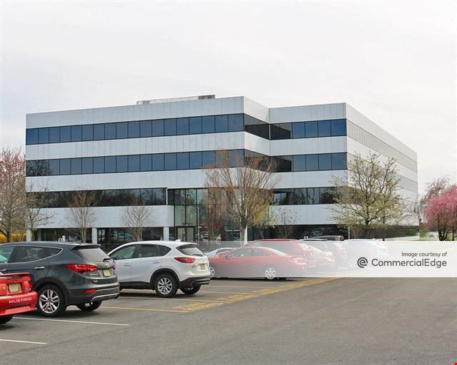 Laurel Corporate Center - 2000 & 4000 Midlantic Drive