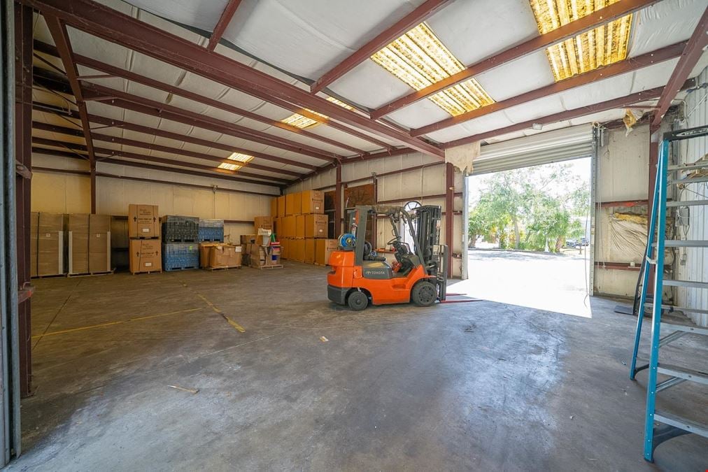 Punta Gorda Warehouse, Office, & Open Yard Space
