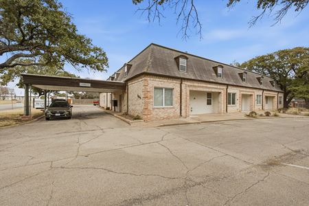 Preview of Multi-Family space for Sale at 701 N New Rd