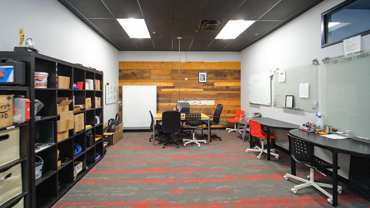 Versatile Office & Flex Space