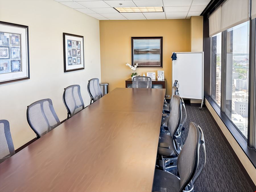 Regus - Baton Rouge - Downtown One American Place