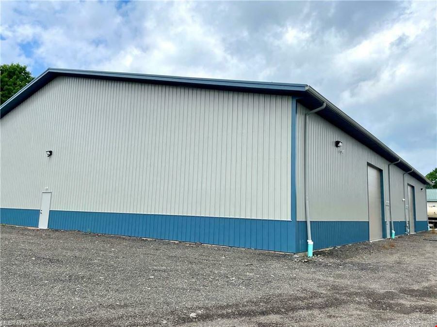 Light Industrial Building for Lease