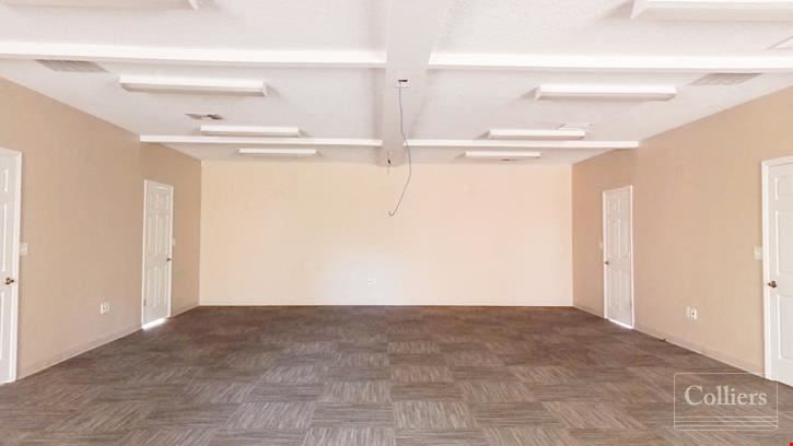 13453 N Main St | For Lease