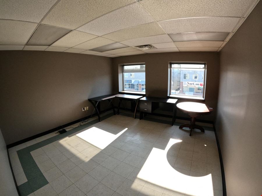 Units 3C - 6C, 380 MacKenzie Boulevard