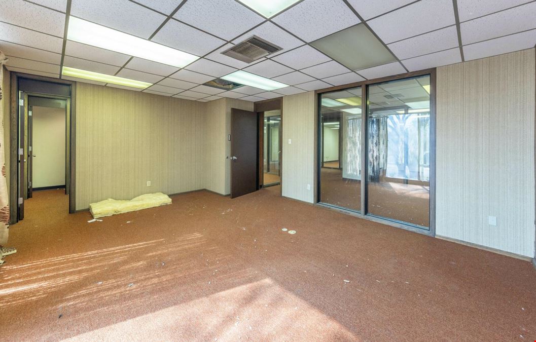 12 Briercroft Office Park