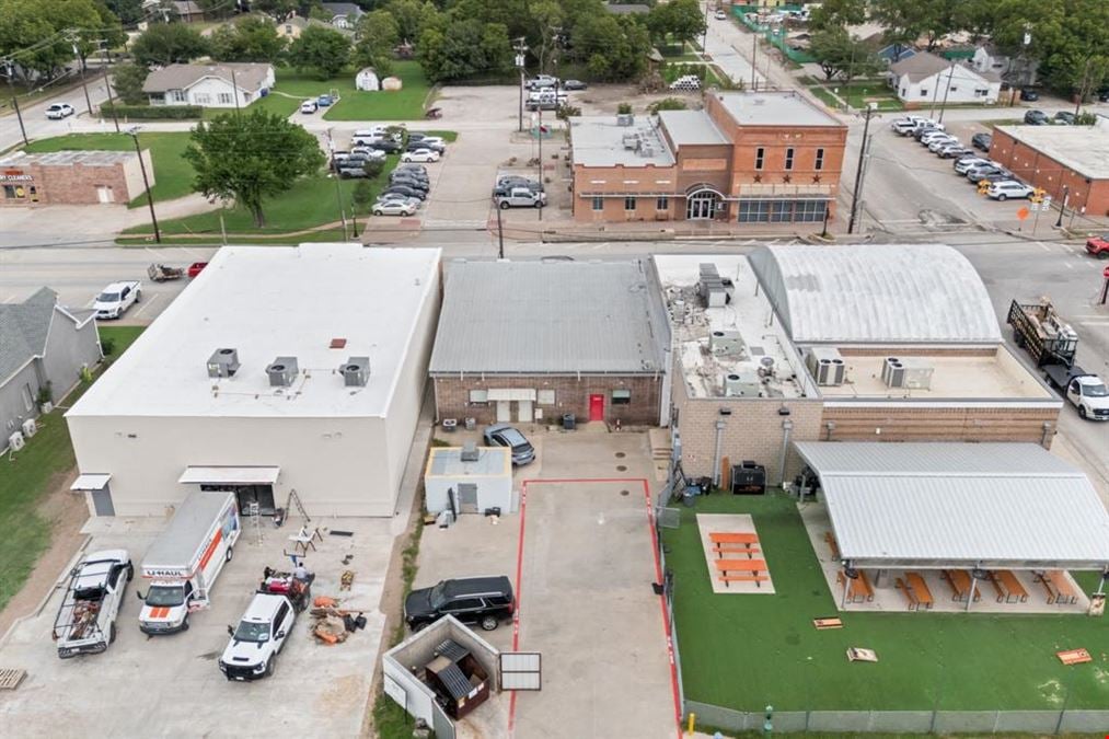 109 W Main St