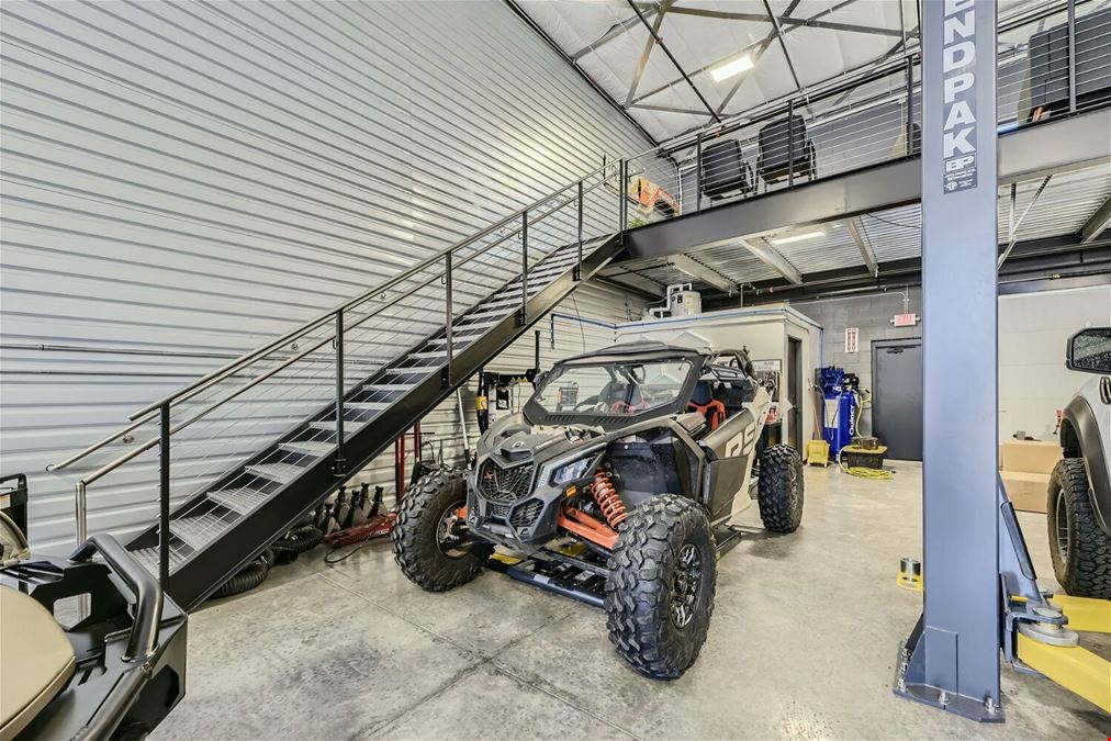 Investment Sale: Unit B09 - Castle Rock Personal Warehouse