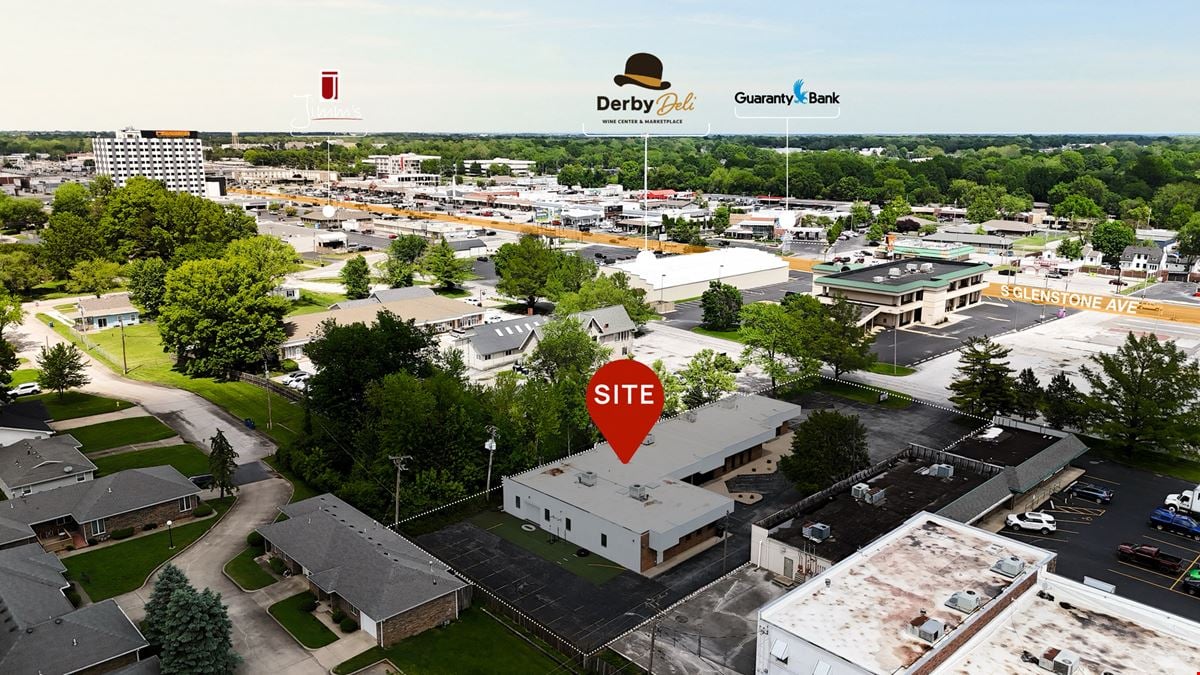 Multi-tenant - 7064 SF