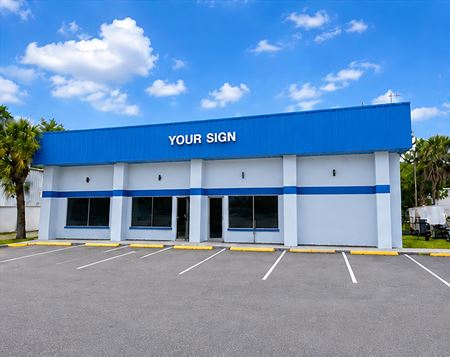 Preview of Industrial space for Rent at 12751 Metro Parkway