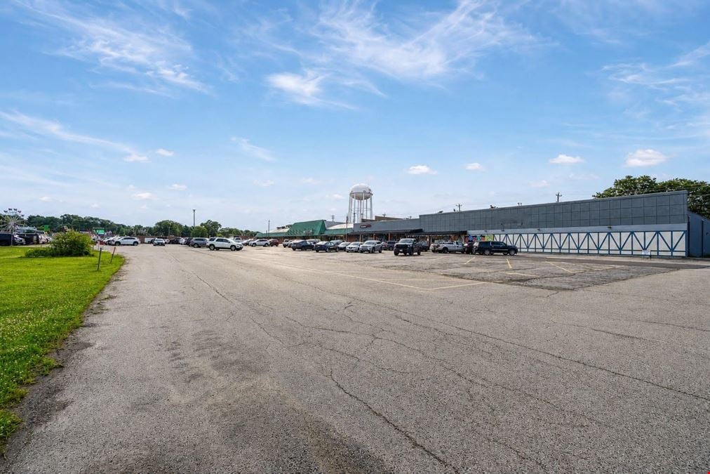 A right-sized pad in a downtown that's filling up