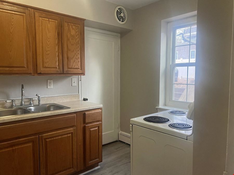 2404 Longview Apartments
