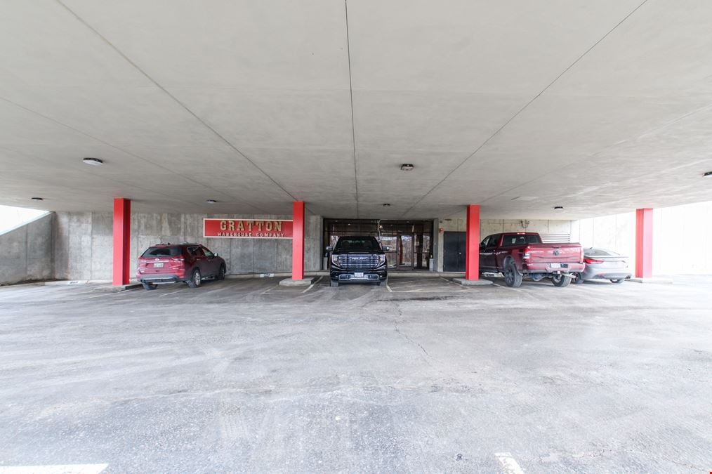 11005 E Cir