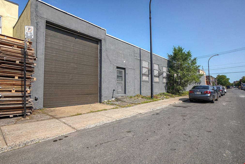 3155 rue Deville