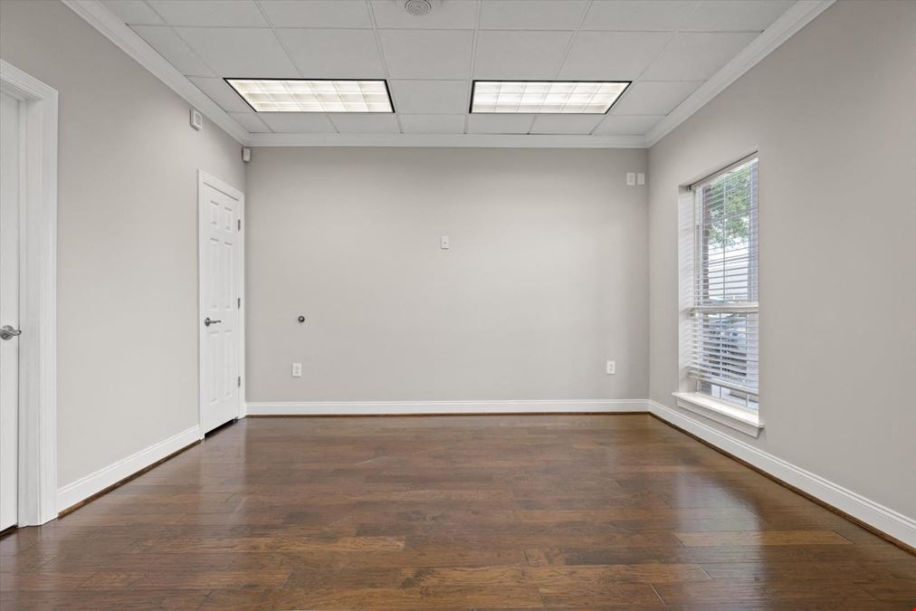 East Brainerd Office Suite 7 Private Offices 