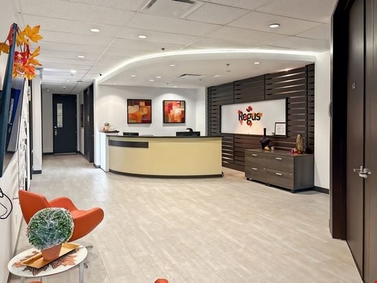 Regus - Brossard - 4605 Lapinière Boulevard