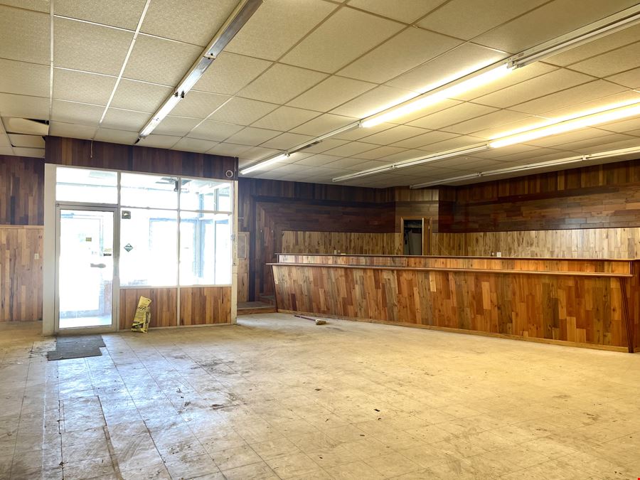 10081 W Ridge Rd