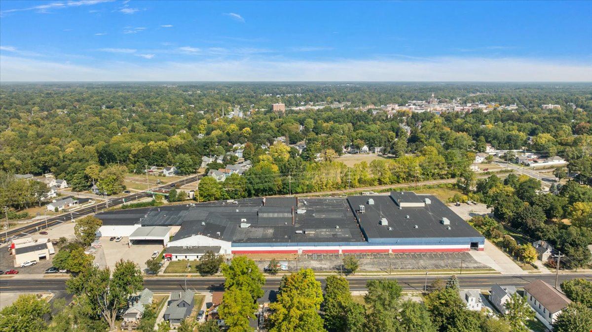 Versatile Industrial/ Flex/ Warehouse and Storage Facility