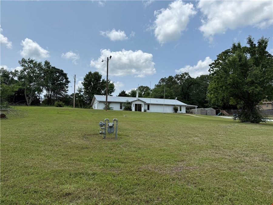 1602 Highway 7 N