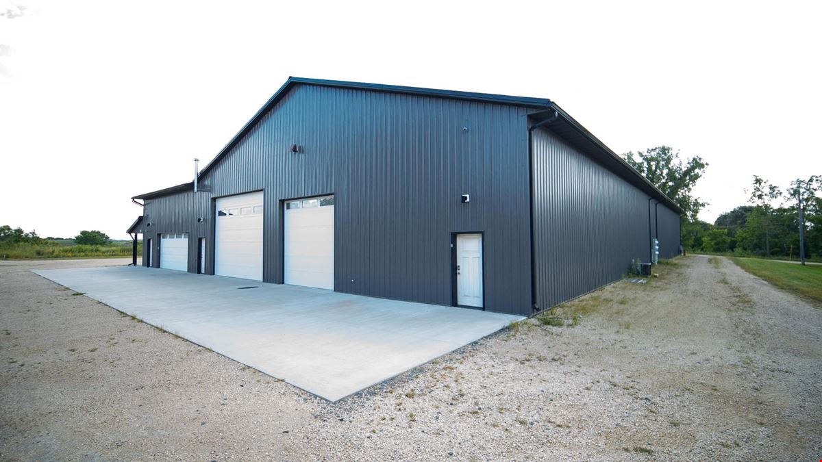 Industrial Space w/ Overhead Doors & Mezzanine