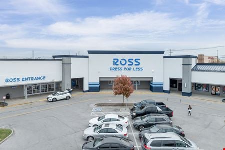 Preview of Retail space for Rent at 127 W Tiverton Way