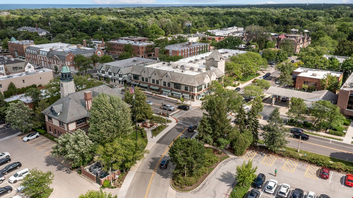 Deerpath Plaza