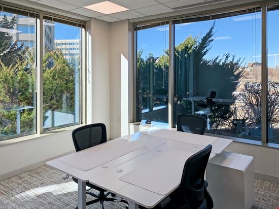 Regus - Greenwood Village - Crescent Pkwy