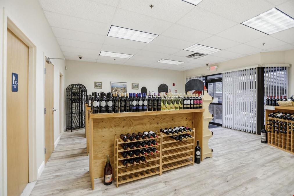 Exceptional Industrial Flex Condominium Unit for Lease in Lawrence, MA