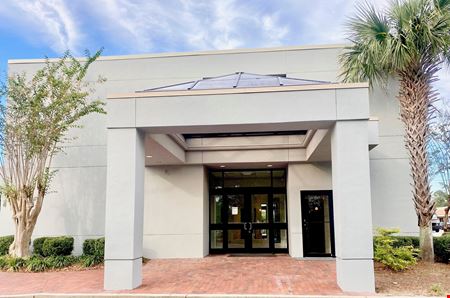 Preview of Commercial space for Rent at 5 Sumar Street