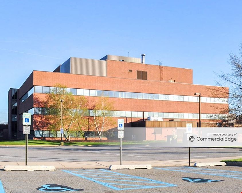 Edison Towne Corporate Centre - 2121 State Route 27