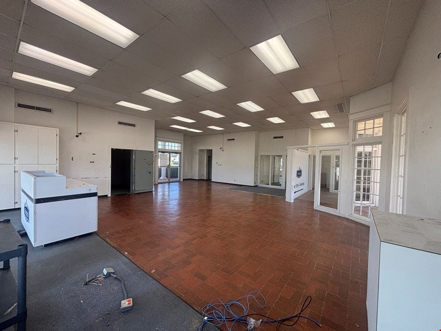 9361 Mansfield Road