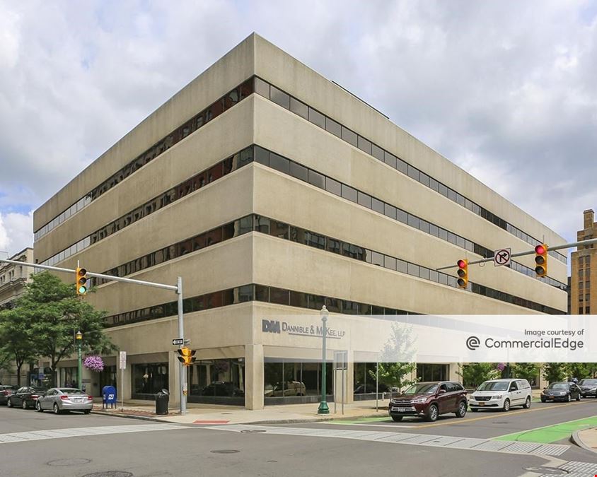 221 South Warren Street