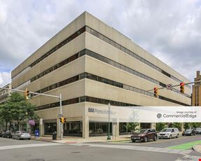 221 South Warren Street