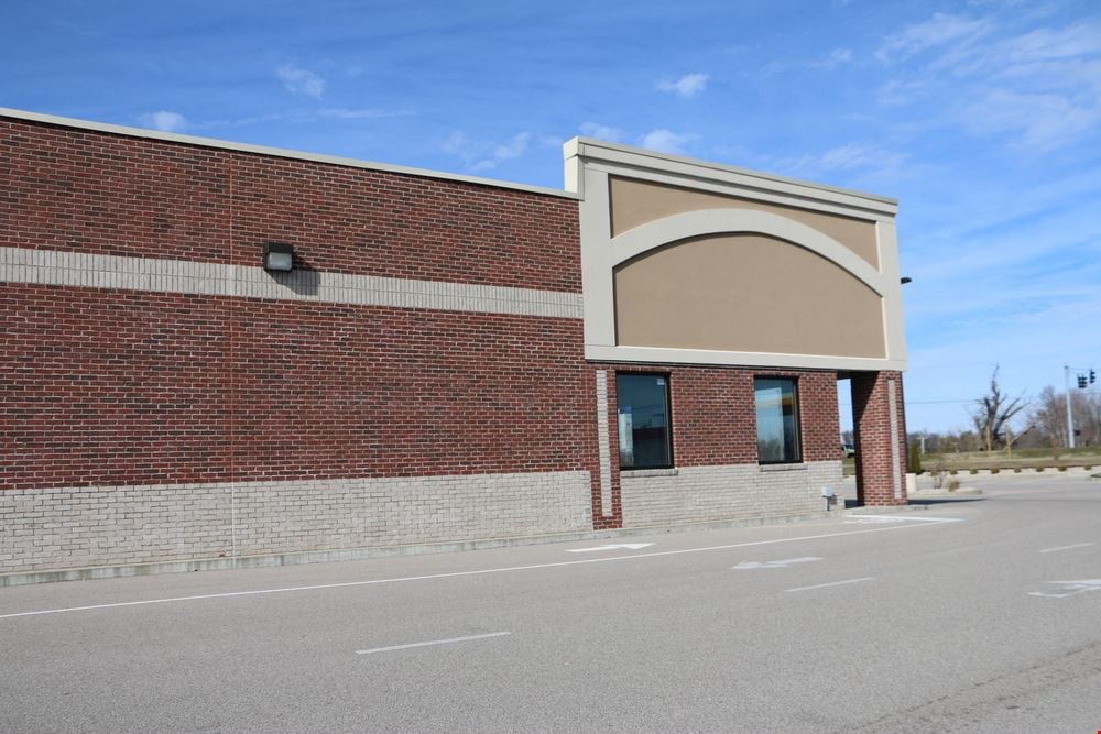 Lake Forest Center
