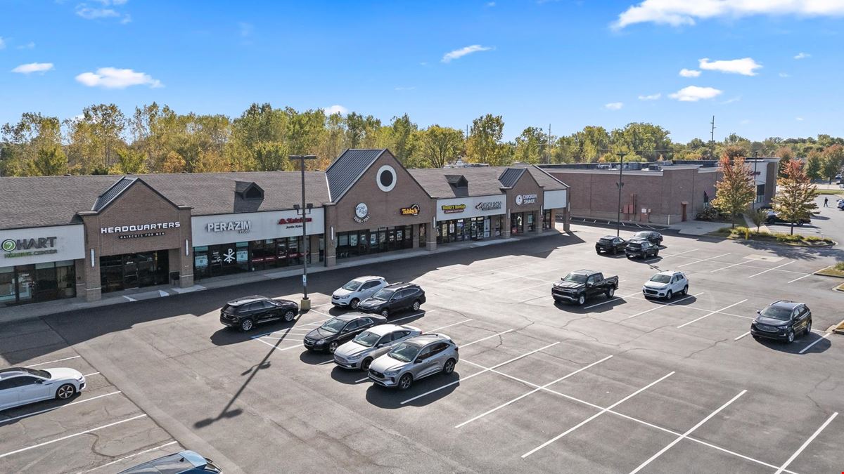 Macomb Centre Plaza