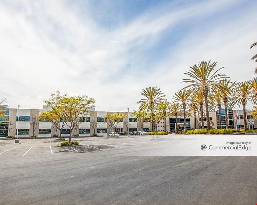 The Campus at Sorrento Gateway - 5010 Wateridge Vista Drive