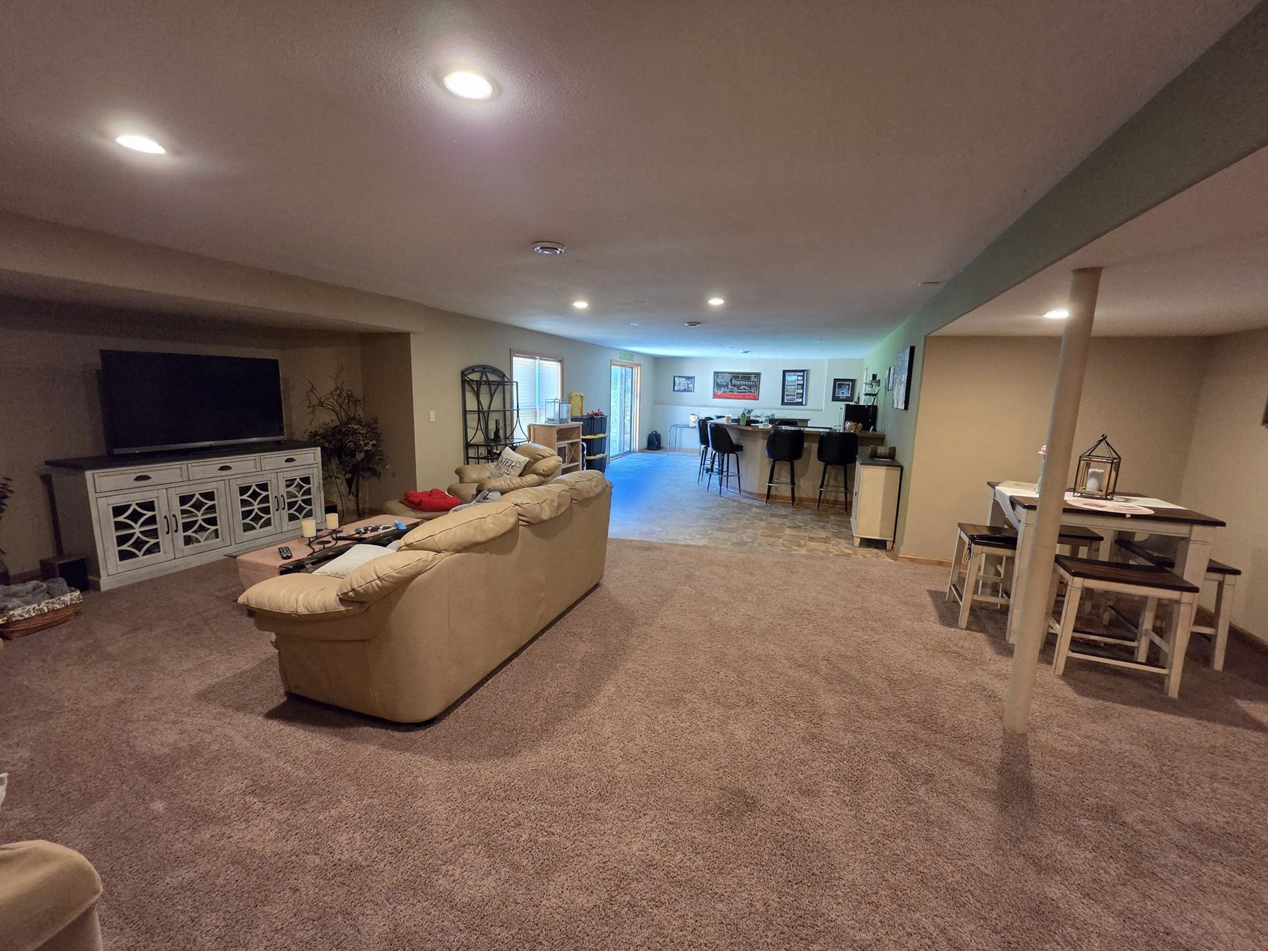 W193S6794 Hillendale Drive