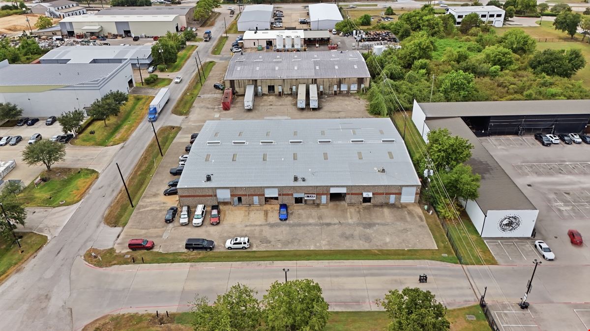 1560 Industrial Dr