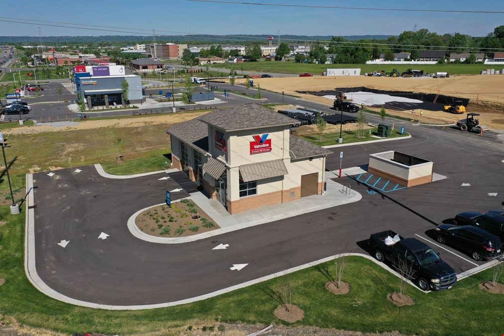Single Tenant | 15 Yr Term | Yr 1: $75,000 (6,250/Mo.)