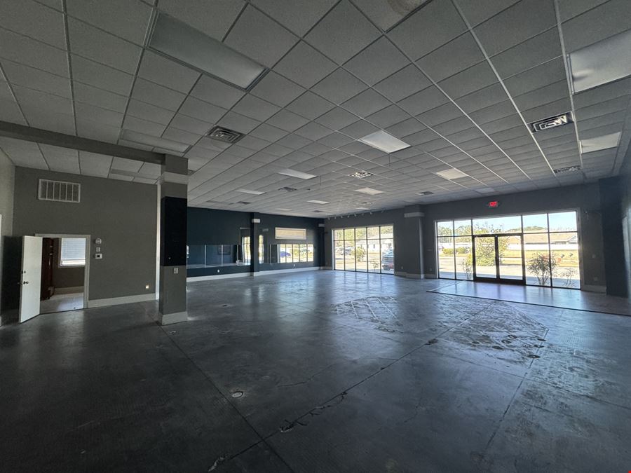 Office Retail Flex Space 3500sqft