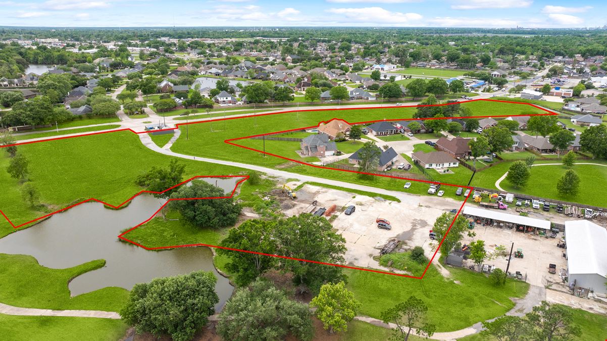 8.8628+/1 Acres Fairway Drive