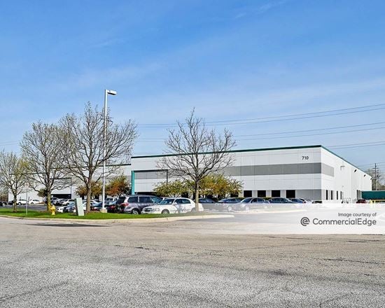 Preview of Industrial space for Rent at 710 West Belden Avenue