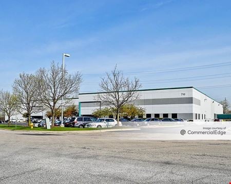 Preview of Industrial space for Rent at 710 West Belden Avenue